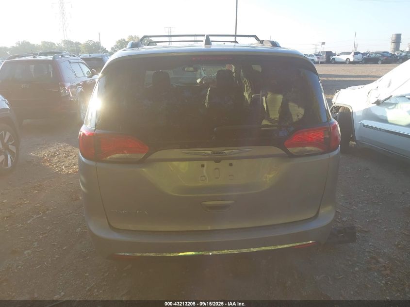 2019 Chrysler Pacifica Touring L VIN: 2C4RC1BG0KR539368 Lot: 43213205