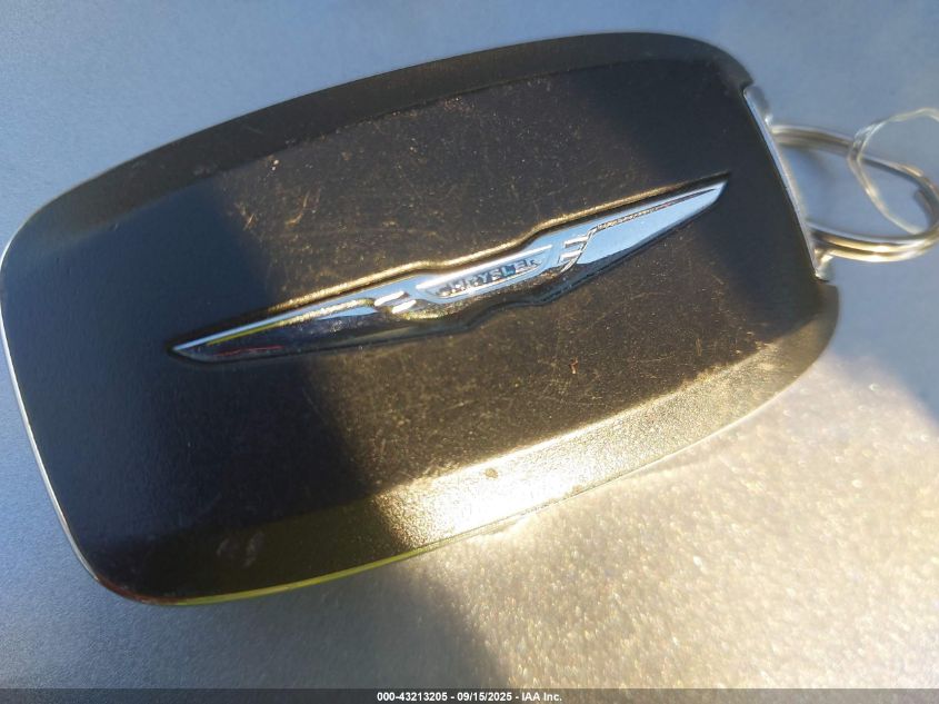 2019 Chrysler Pacifica Touring L VIN: 2C4RC1BG0KR539368 Lot: 43213205