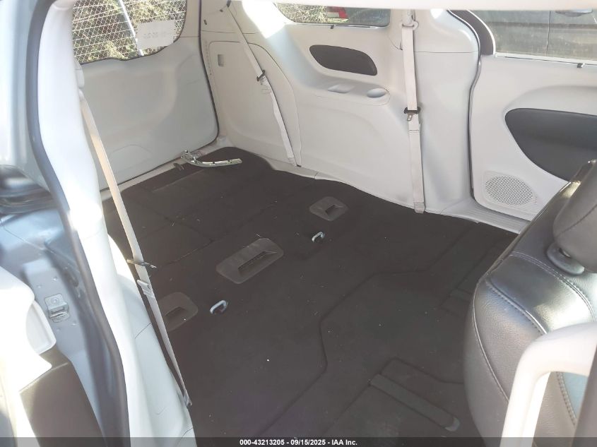 2019 Chrysler Pacifica Touring L VIN: 2C4RC1BG0KR539368 Lot: 43213205