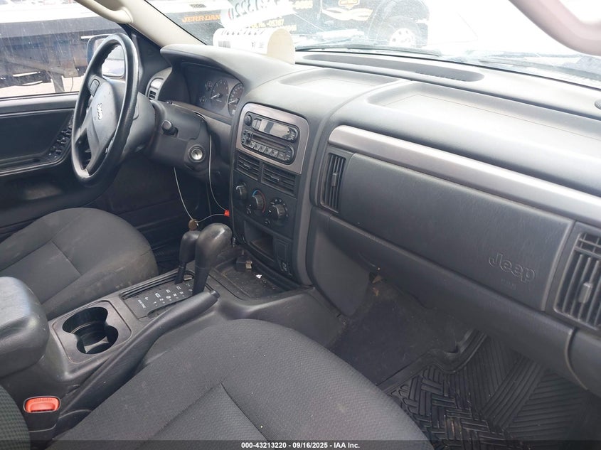 2004 Jeep Grand Cherokee Laredo