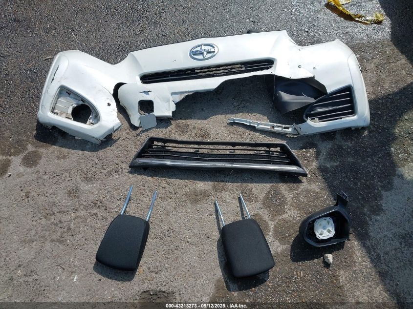 2013 Scion Iq VIN: JTNJJXB05DJ025933 Lot: 43213273