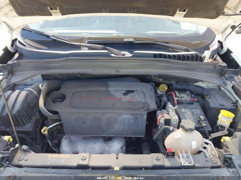 2017 Jeep Renegade Altitude 4X4 VIN: ZACCJBBB6HPF37451 Lot: 43213398