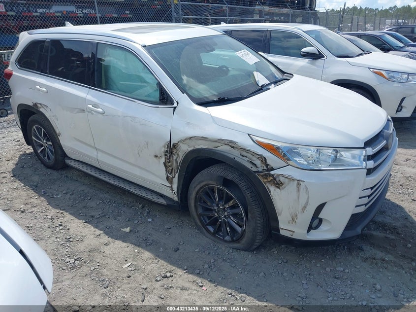 TOYOTA HIGHLANDER XLE