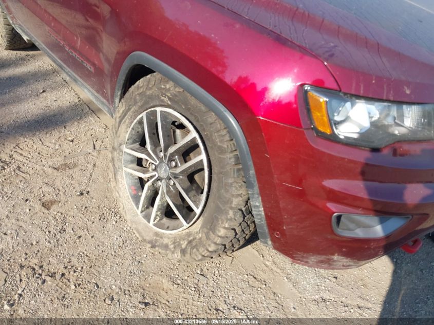 2018 Jeep Grand Cherokee Trailhawk 4X4 VIN: 1C4RJFLG6JC221649 Lot: 43213556