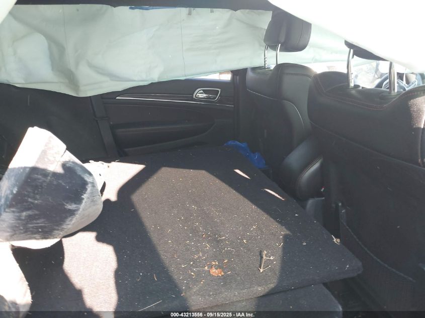 2018 Jeep Grand Cherokee Trailhawk 4X4 VIN: 1C4RJFLG6JC221649 Lot: 43213556