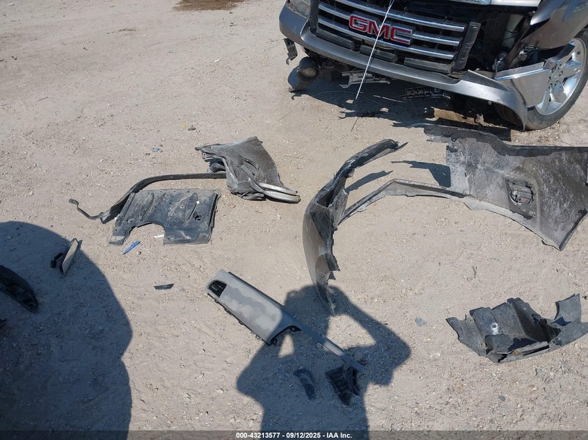 2015 Toyota Corolla Le VIN: 2T1BURHE8FC274823 Lot: 43213577