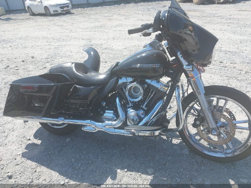 2014 Harley-Davidson Flhx Street Glide VIN: 1HD1KBM19EB708724 Lot: 43213636