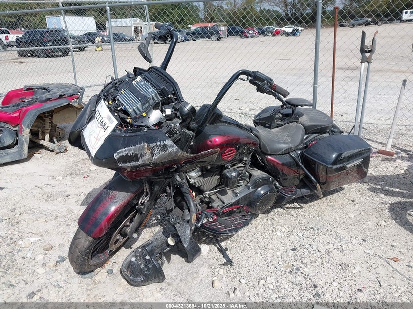 1HD1KTC31JB656413 2018 HARLEY-DAVIDSON ROAD GLIDE photo no. 2