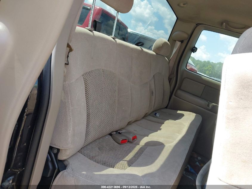 2002 Chevrolet Silverado 1500 Ls VIN: 2GCEK19T821147273 Lot: 43213696