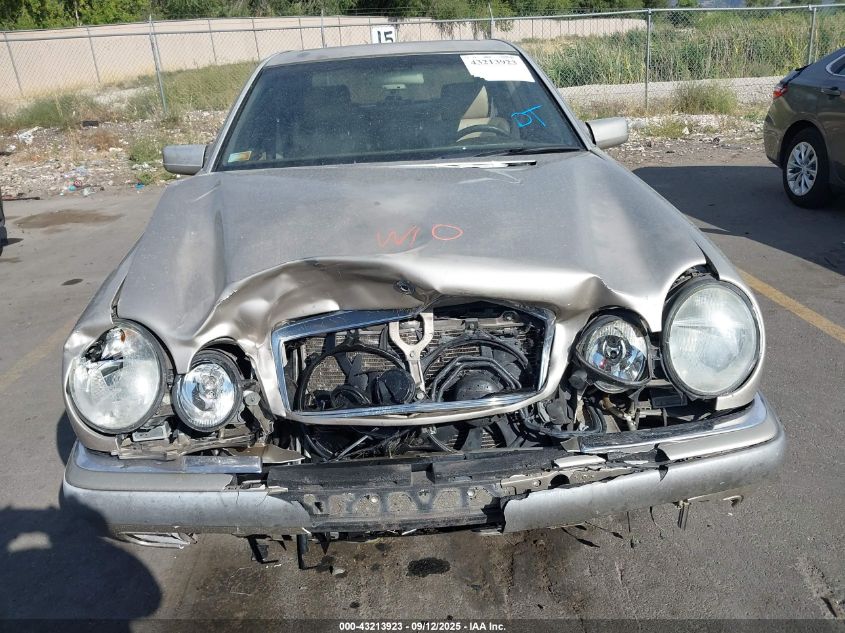 1997 Mercedes-Benz E 320 VIN: WDBJF55FXVJ036372 Lot: 43213923