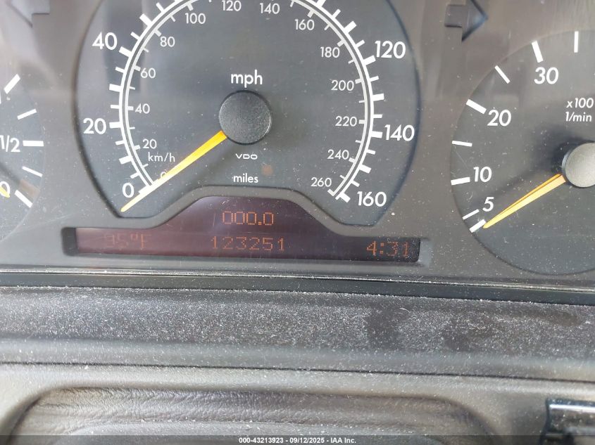 1997 Mercedes-Benz E 320 VIN: WDBJF55FXVJ036372 Lot: 43213923