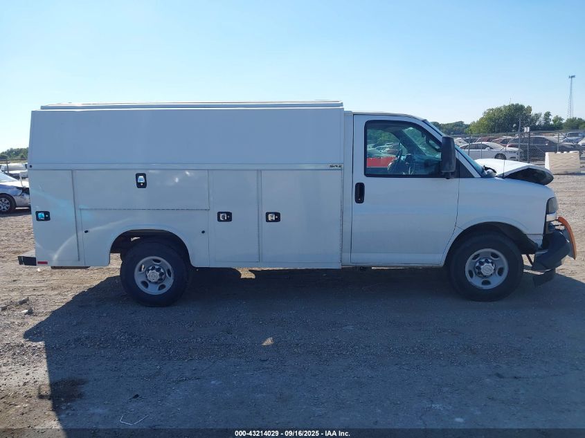 2017 Chevrolet Express Cutaway Work Van VIN: 1GB0GRFG3H1116565 Lot: 43214029
