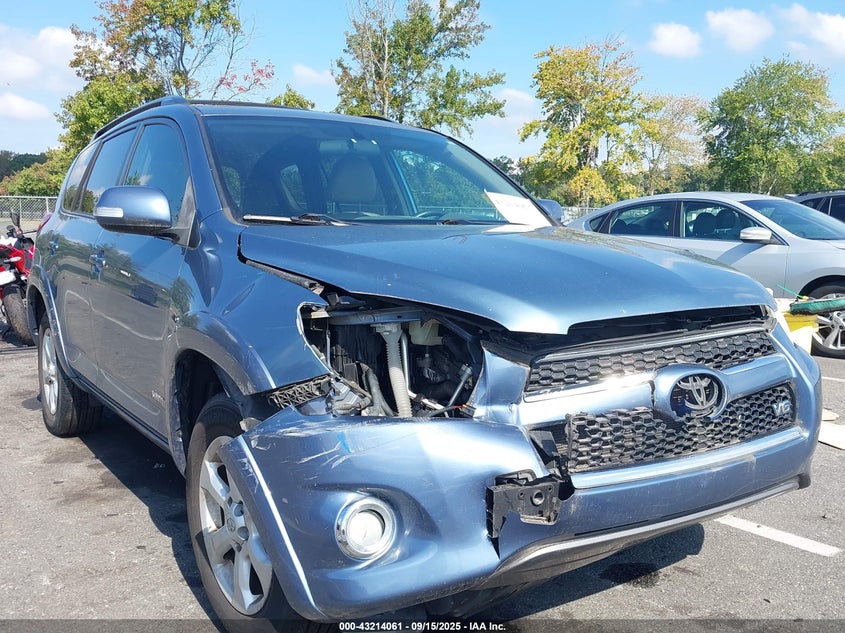 TOYOTA RAV4 LIMITED V6