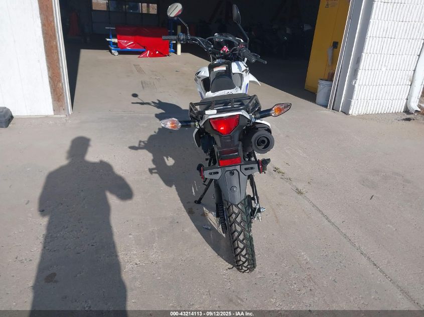 2025 Honda Xr150L E VIN: 3H1KD1316SD200125 Lot: 43214113