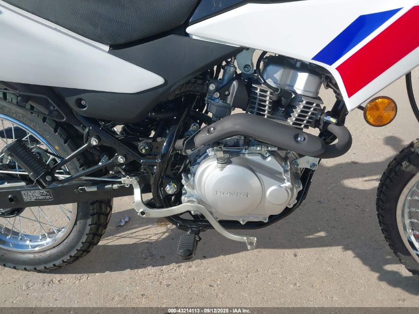 2025 Honda Xr150L E VIN: 3H1KD1316SD200125 Lot: 43214113