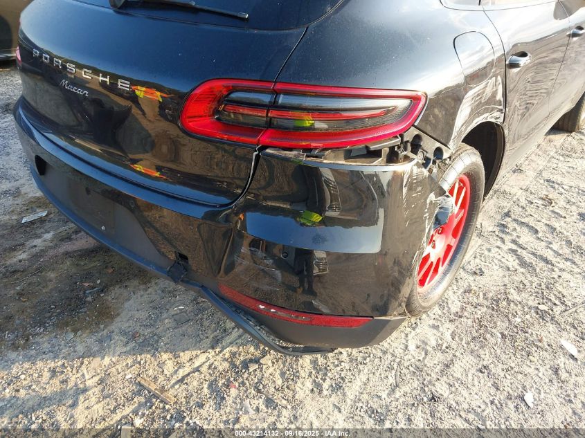 2018 Porsche Macan Sport Edition VIN: WP1AA2A54JLB09390 Lot: 43214132