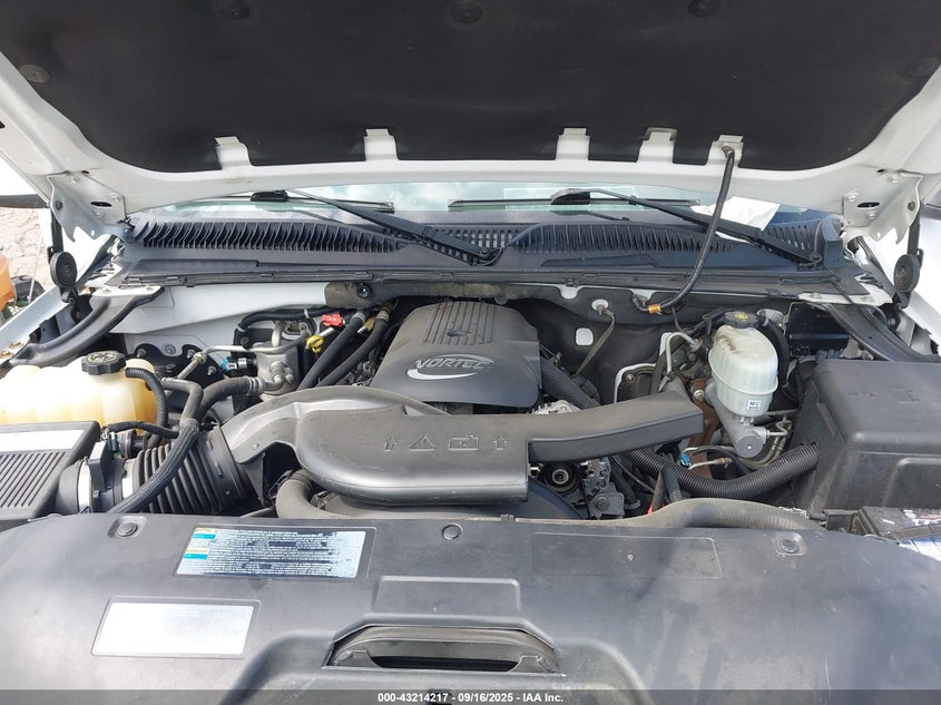 2004 GMC Yukon Slt VIN: 1GKEC13Z14R304425 Lot: 43214217