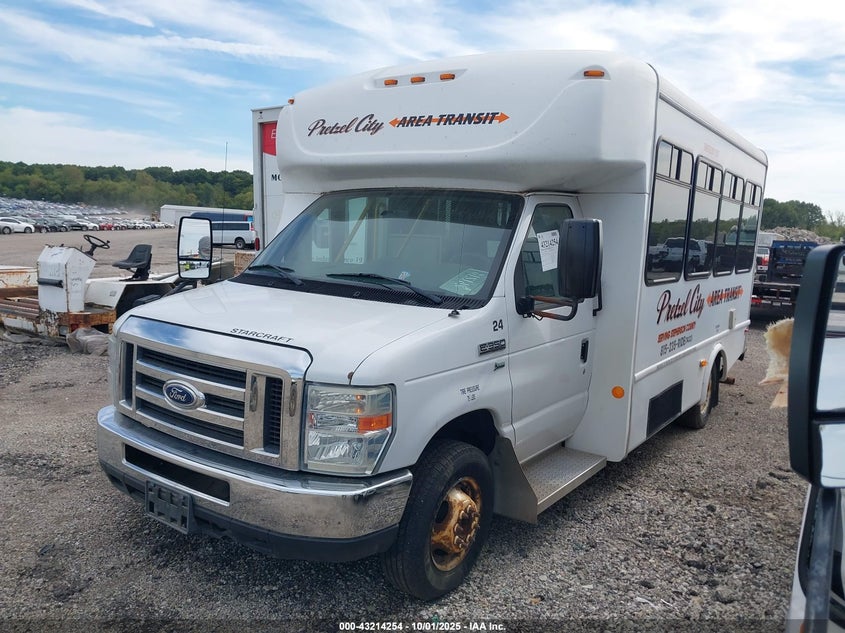 1FDEE3FL7GDC31325 2016 FORD ECONOLINE photo no. 2