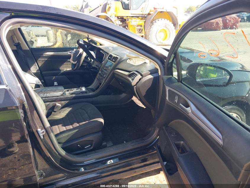 2019 FORD FUSION SE - 3FA6P0T99KR252936