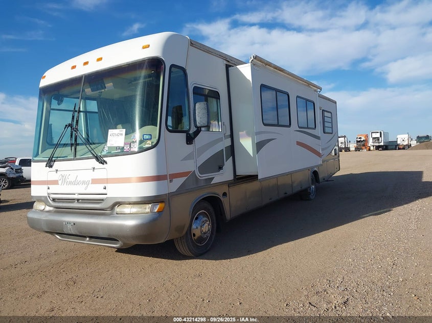 3FCNF53SXYJA04274 2000 FORD F550 photo no. 2