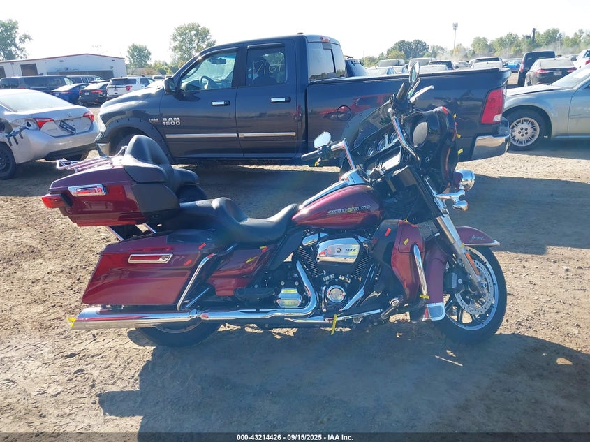 2017 HARLEY-DAVIDSON FLHTK ULTRA LIMITED - 1HD1KED1XHB609254