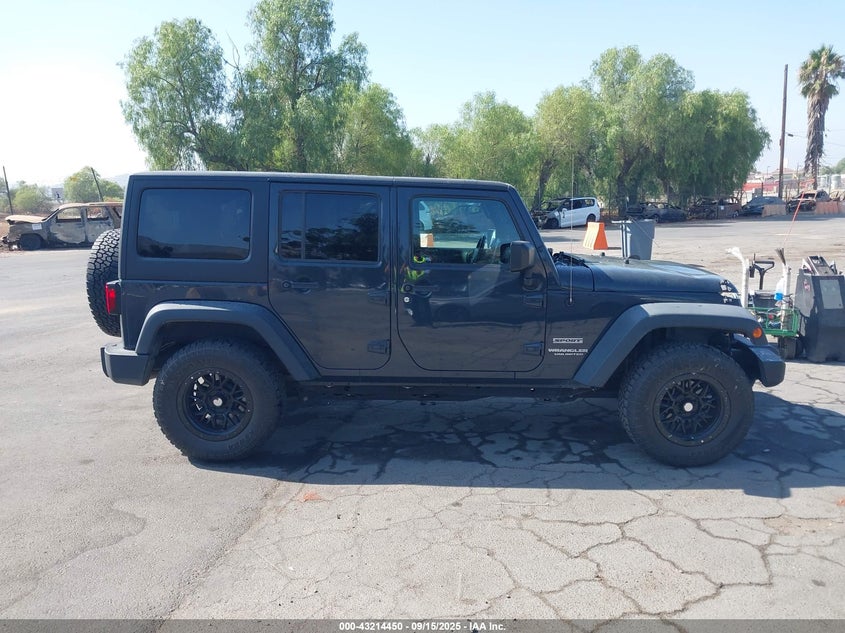 2017 JEEP WRANGLER UNLIMITED SPORT 4X4 - 1C4BJWDG5HL748608