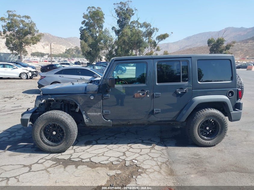 2017 JEEP WRANGLER UNLIMITED SPORT 4X4 - 1C4BJWDG5HL748608