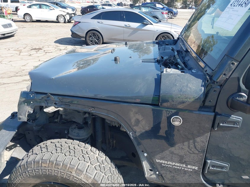 2017 JEEP WRANGLER UNLIMITED SPORT 4X4 - 1C4BJWDG5HL748608