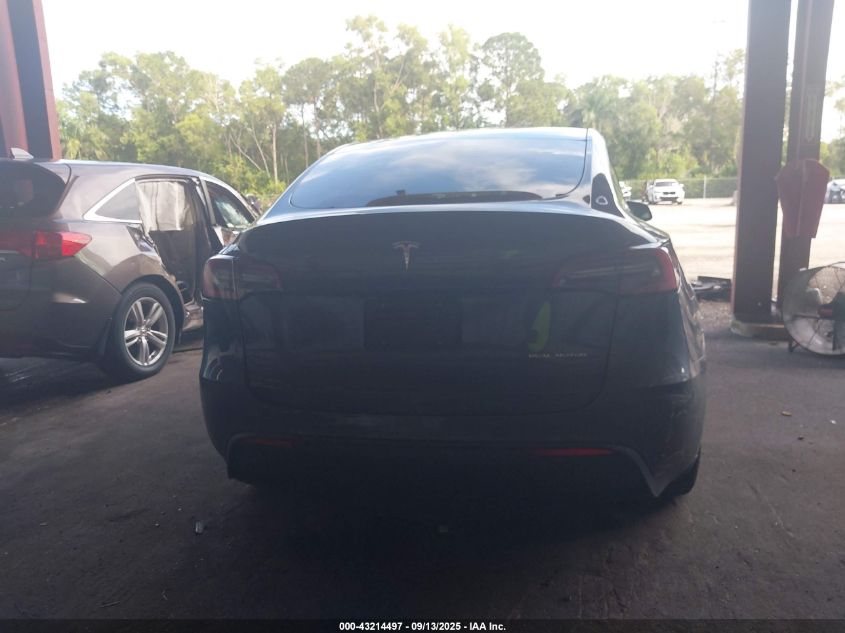 2021 Tesla Model Y Long Range Dual Motor All-Wheel Drive VIN: 5YJYGDEEXMF301828 Lot: 43214497