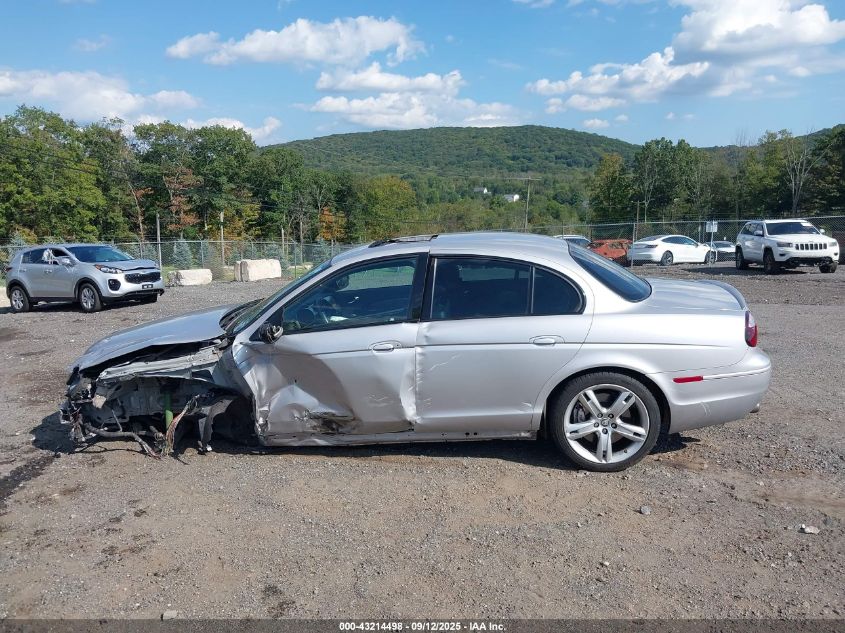 2005 Jaguar S-Type 4.2L V8 R VIN: SAJWA03V651N15957 Lot: 43214498