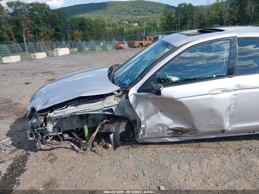 2005 Jaguar S-Type 4.2L V8 R VIN: SAJWA03V651N15957 Lot: 43214498