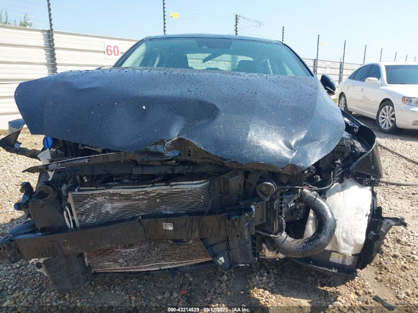 2022 Kia Forte Lxs VIN: 3KPF24AD5NE418663 Lot: 43214529