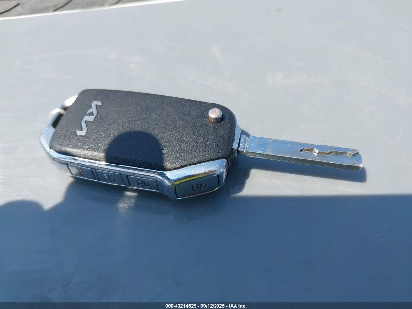 2022 Kia Forte Lxs VIN: 3KPF24AD5NE418663 Lot: 43214529