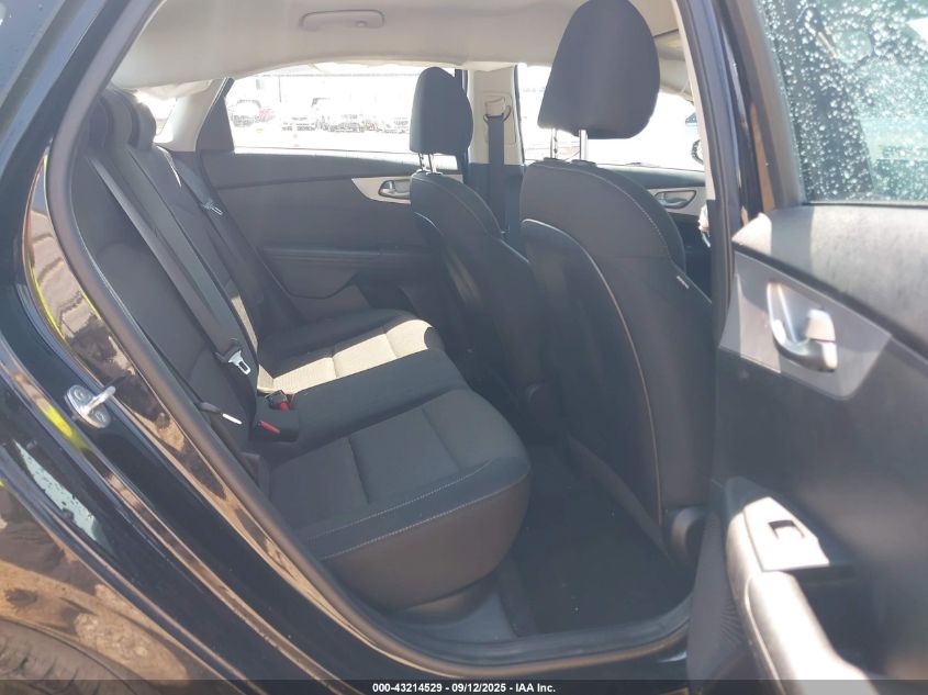 2022 Kia Forte Lxs VIN: 3KPF24AD5NE418663 Lot: 43214529