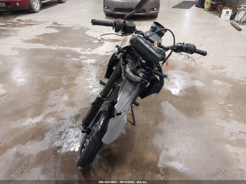 ML5LXBG16SDA39770 2025 KAWASAKI KLX photo no. 5