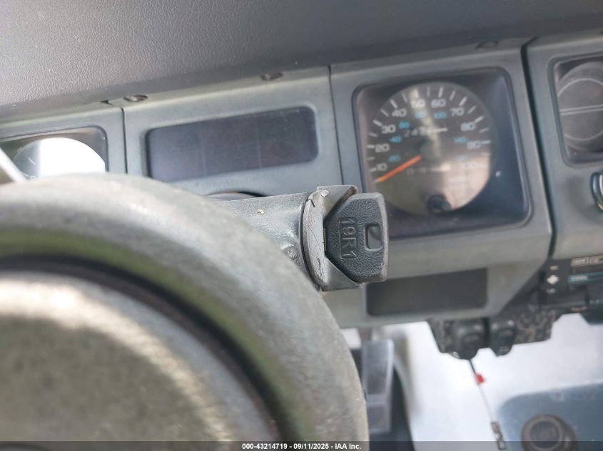 1994 Jeep Wrangler / Yj S VIN: 1J4FY19P1RP468987 Lot: 43214719