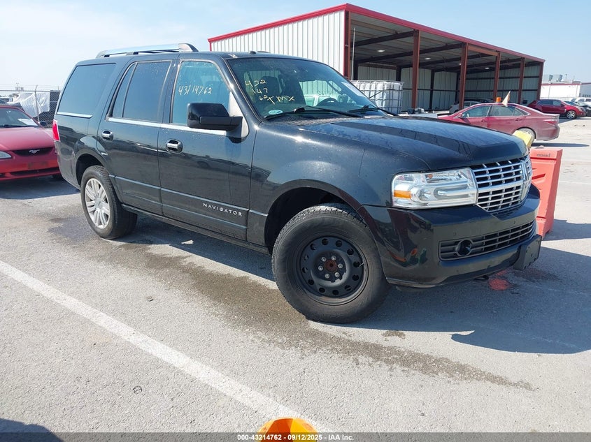 2013 LINCOLN NAVIGATOR - 5LMJJ2H55DEL05024