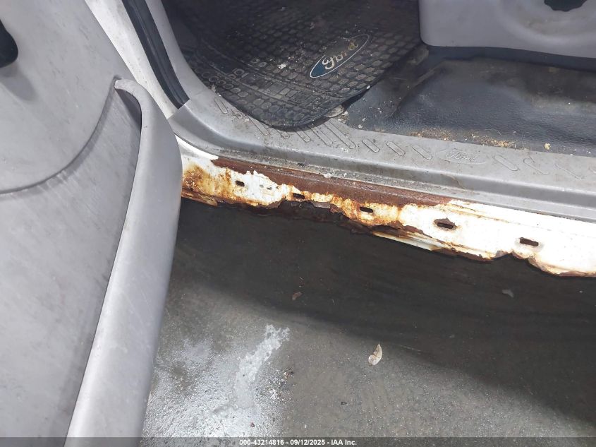 1998 Ford F-150 Standard/Xl/Xlt VIN: 1FTZF1826WNB58629 Lot: 43214816