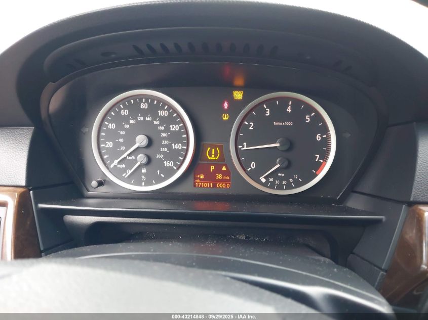 2007 BMW 525I VIN: WBANE53597CW66257 Lot: 43214848