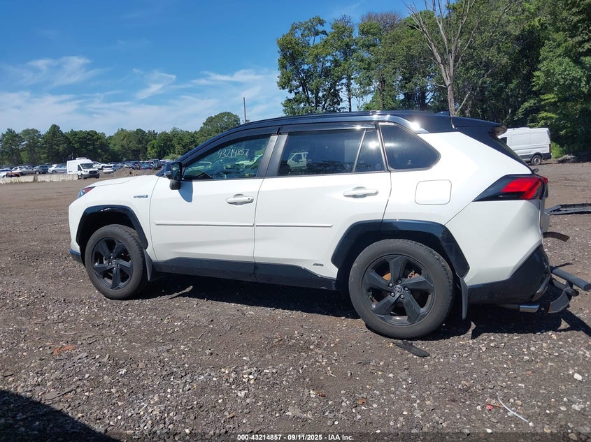 2020 TOYOTA RAV4 HYBRID XSE - JTMEWRFV8LJ044113