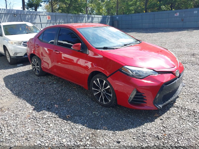 2017 TOYOTA COROLLA SE - 5YFBURHEXHP642955