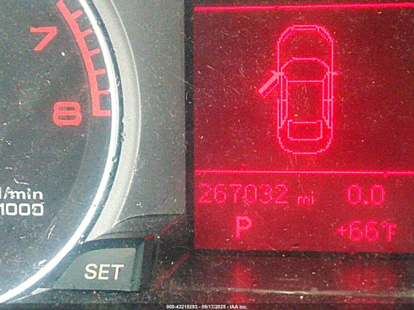 2010 Audi A4 2.0T Premium VIN: WAUAFAFL3AN052573 Lot: 43215293