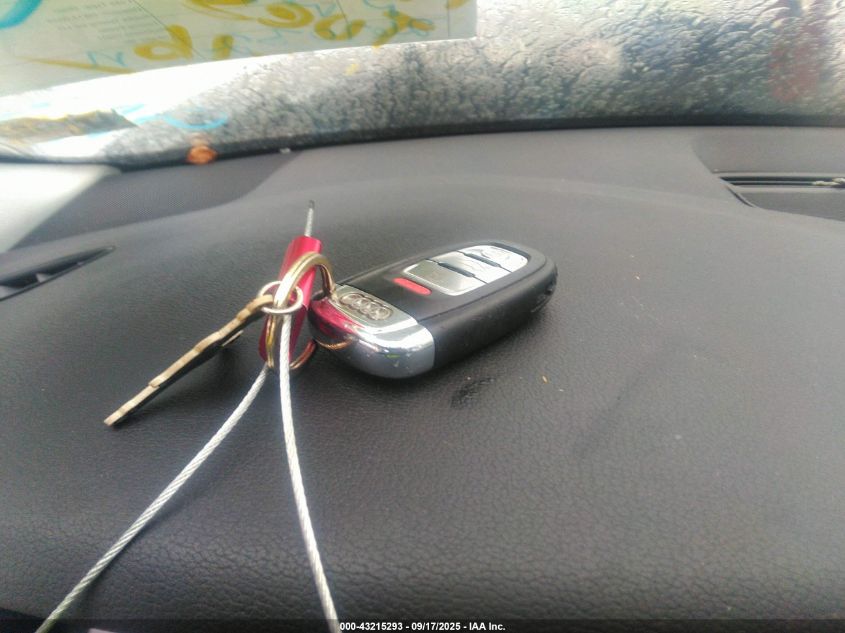 2010 Audi A4 2.0T Premium VIN: WAUAFAFL3AN052573 Lot: 43215293