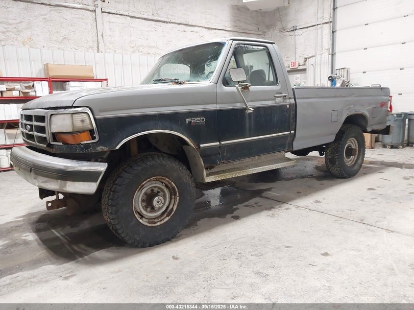 1992 Ford F250 grey pickup diesel 2FTHF26M3NCA02090 photo #3