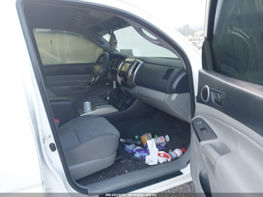 2015 TOYOTA TACOMA BASE V6 3TMLU4EN7FM198580