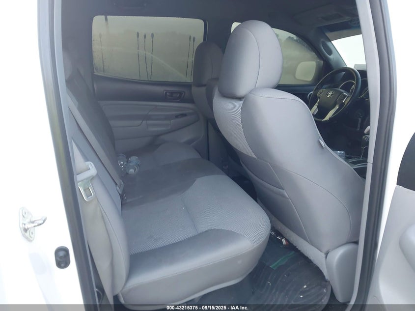 2015 TOYOTA TACOMA BASE V6 3TMLU4EN7FM198580