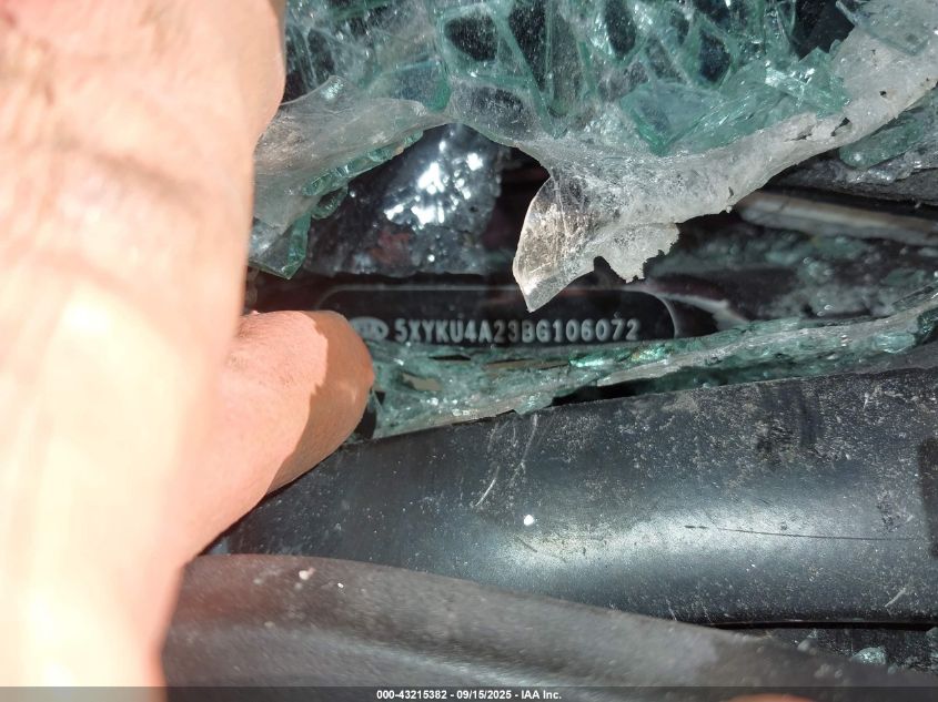 2011 Kia Sorento Ex V6 VIN: 5XYKU4A23BG106072 Lot: 43215382