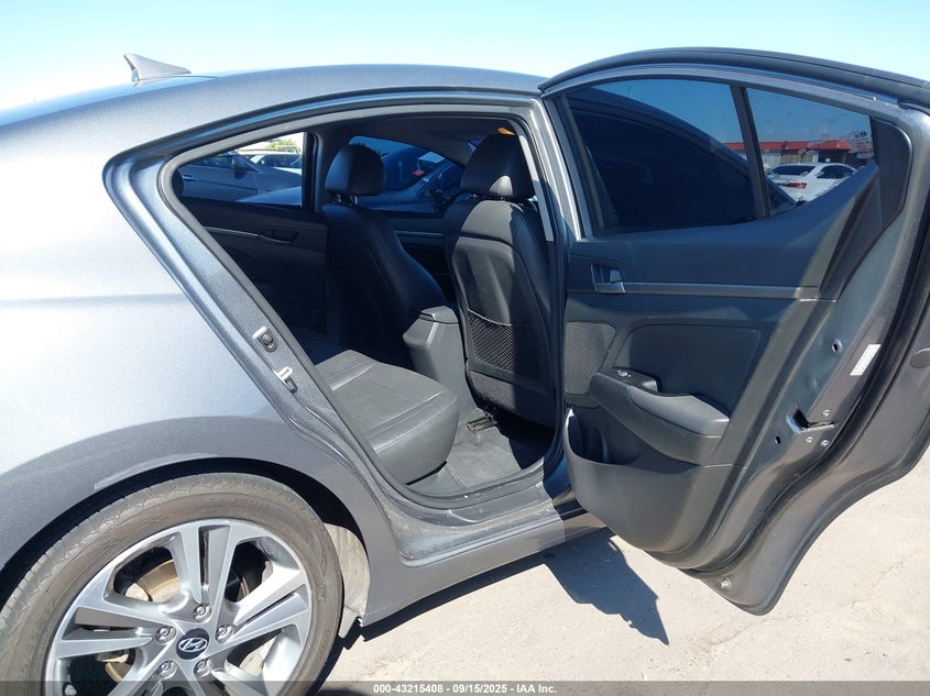 KMHD84LF9HU148598 2017 HYUNDAI ELANTRA photo no. 8