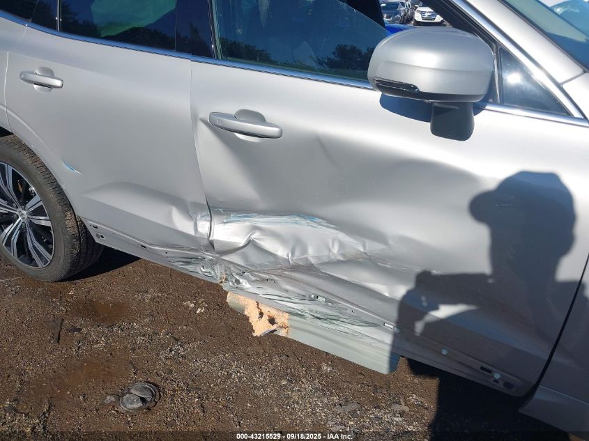 2022 Volvo Xc60 B5 Inscription VIN: YV4L12RL3N1950838 Lot: 43215529