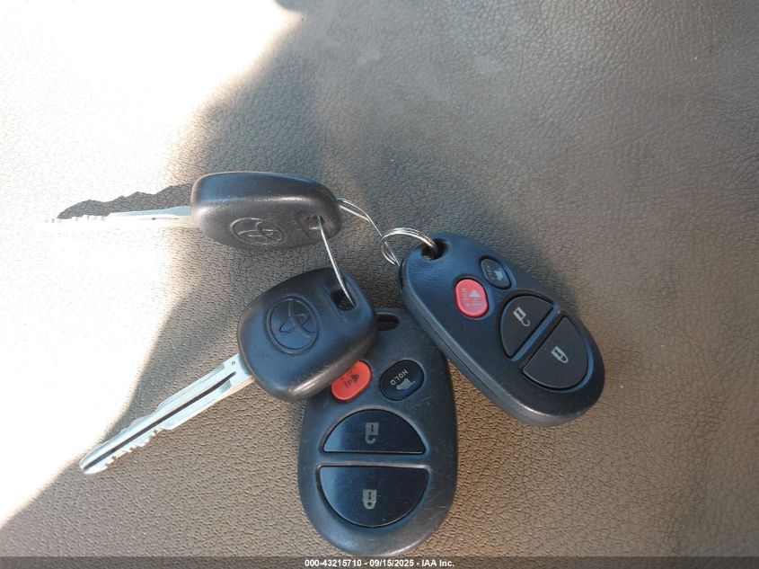 2008 Toyota Sequoia Platinum 5.7L V8 VIN: 5TDZY67A38S013044 Lot: 43215710